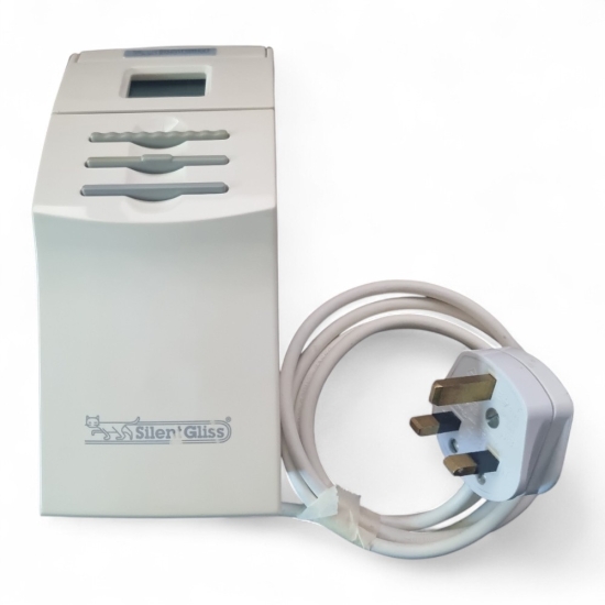 Timer unit , second hand,  60 Day Warranty (with connection for IR remote only) with New Battery backup. (SN:0015743)  Cable length 120cm (One Only)
