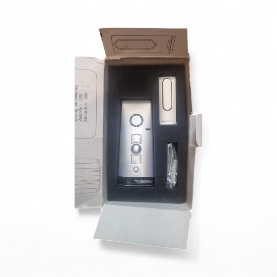 Hand Held Transmitter, 5 + 1 channel in Silver only Hand Held Transmitter, 5 + 1 channel in Silver only