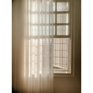 Custom Curtain Tracks: A Guide to Choosing the Right Style for Your Windows